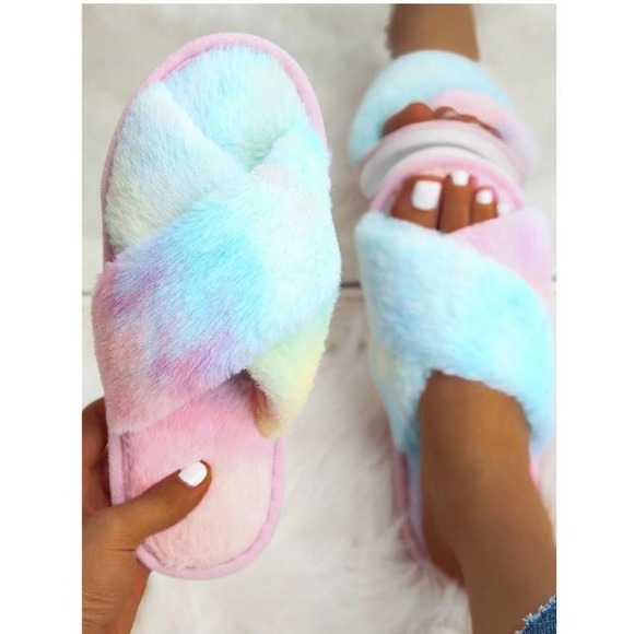 Gradient Criss Cross Fluffy Slippers Women - Picture 3 of 4